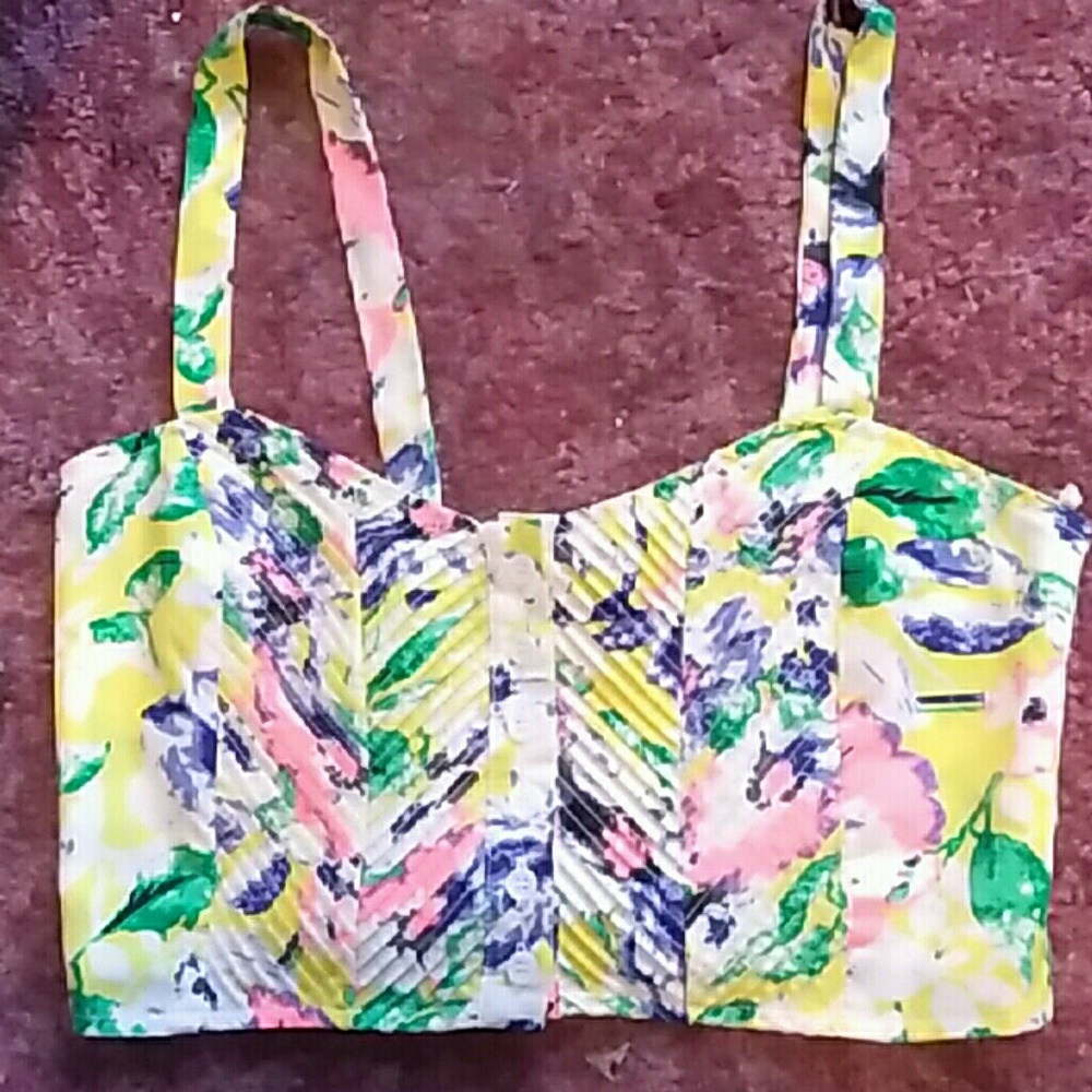 Yellow floral crop top(sm)
